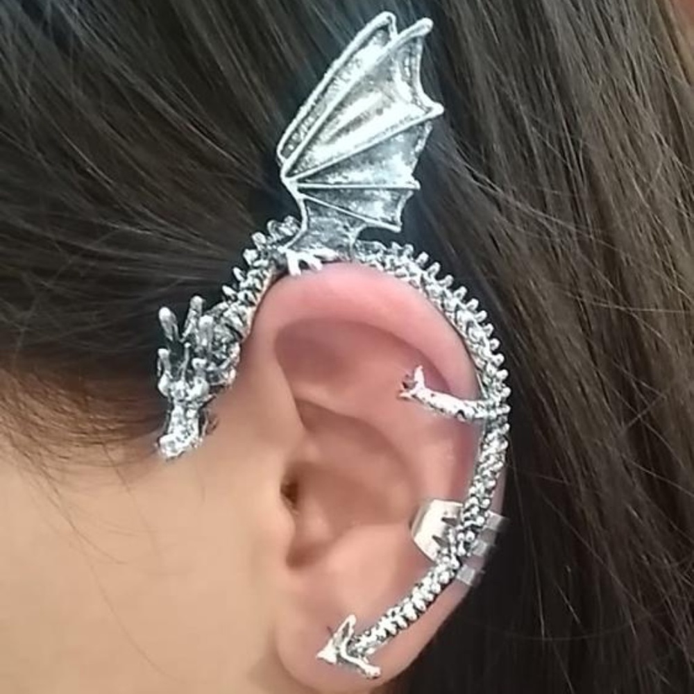 Game of Thrones Daenerys Targaryen Dragon Ear Cuff - Picture 5 of 6